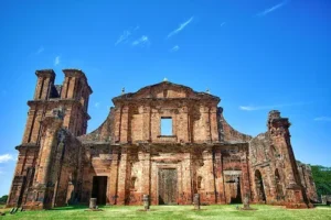 Destinos alternativos no Brasil lugares desconhecidos