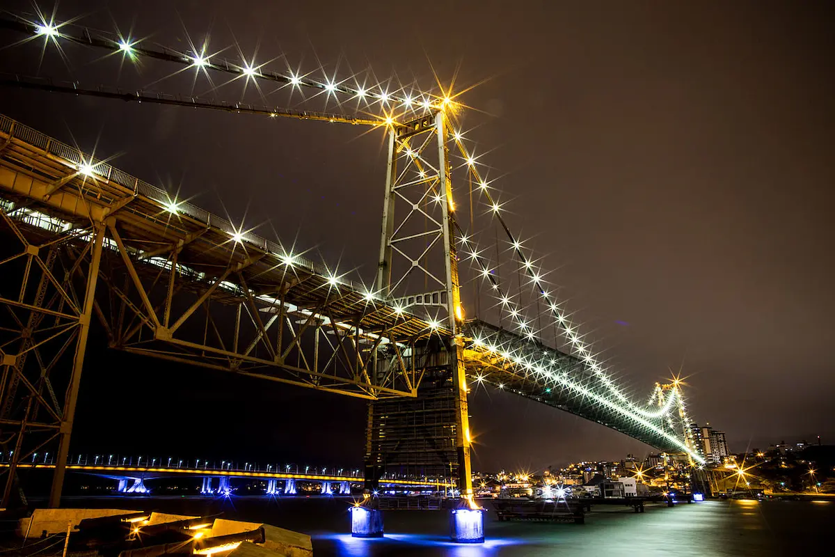 Florianópolis em Santa Catarina - Ponte Hercílio Luz