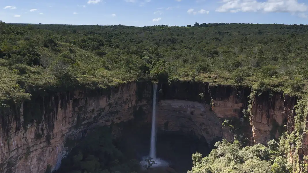 Chapada dos Guimarães (MT) - Cachoeira Véu de Noiva