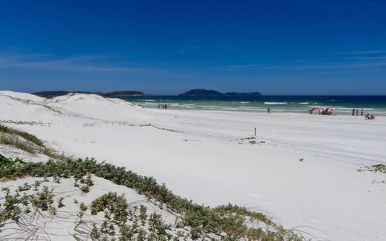 Vista da Praia das Dunas em Cabo Frio