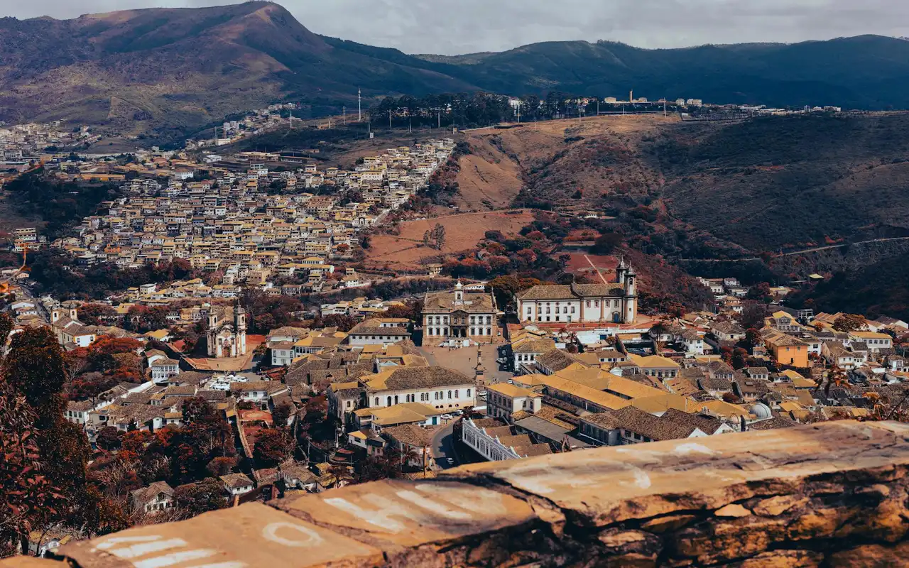 Vista aérea do belíssimo mirante em Ouro Preto